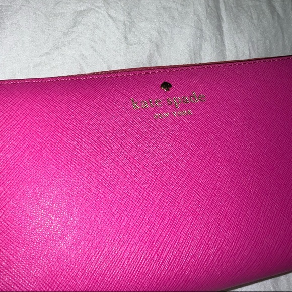 Kate Spade Wallet - Picture 3 of 8